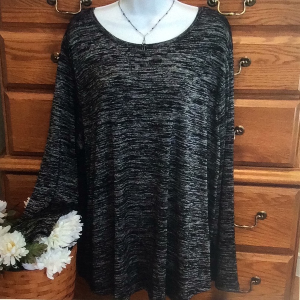 Apt. 9 Gray/Black Tunic NWT